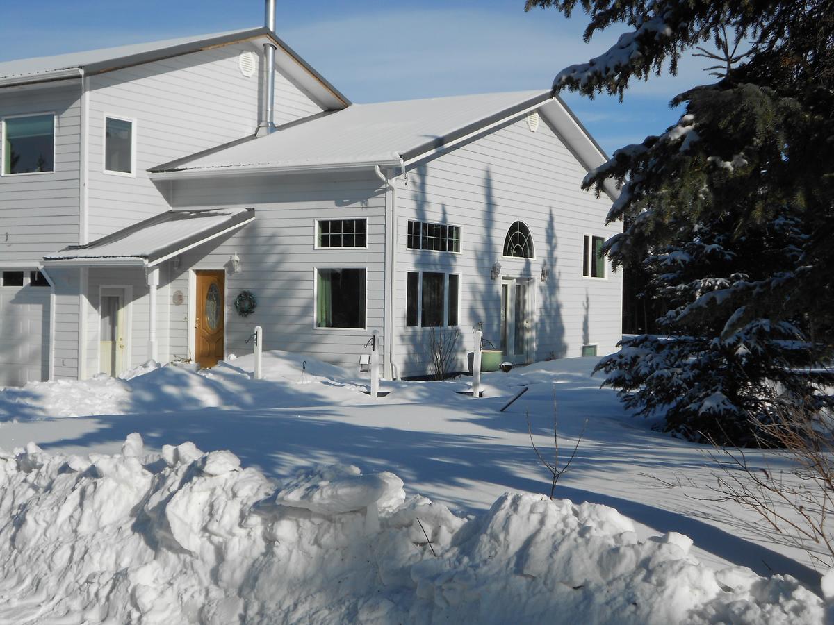 Denali Primrose Bed & Breakfast ฮีลี ภายนอก รูปภาพ