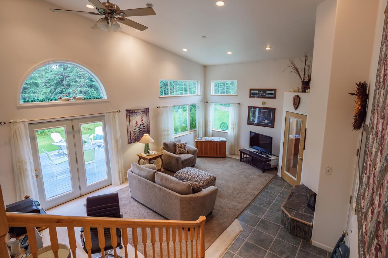 Denali Primrose Bed & Breakfast ฮีลี ภายนอก รูปภาพ