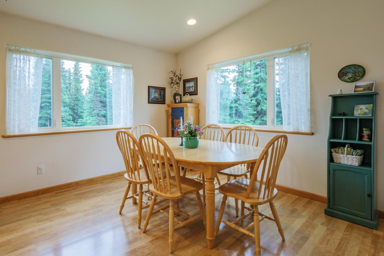 Denali Primrose Bed & Breakfast ฮีลี ภายนอก รูปภาพ